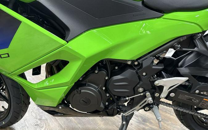 2025 Kawasaki Ninja 500 KRT Edition