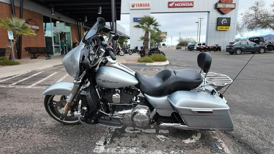 2015 Harley-Davidson® FLHXS - Street Glide® Special