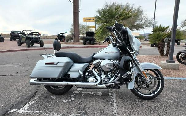 2015 Harley-Davidson® FLHXS - Street Glide® Special