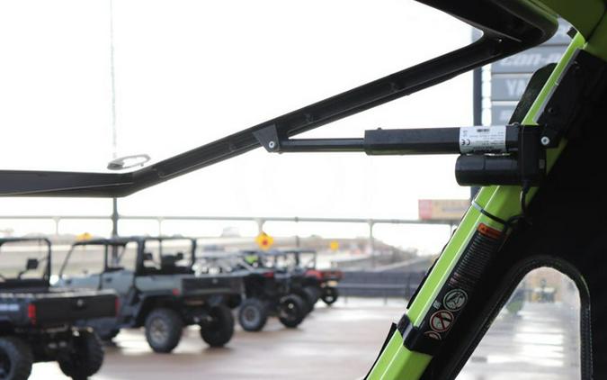 2020 Can-Am Defender X mr HD10