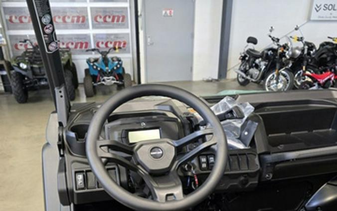 2026 Can-Am DEFENDER HD7
