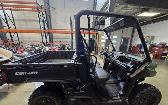 2026 Can-Am DEFENDER HD7