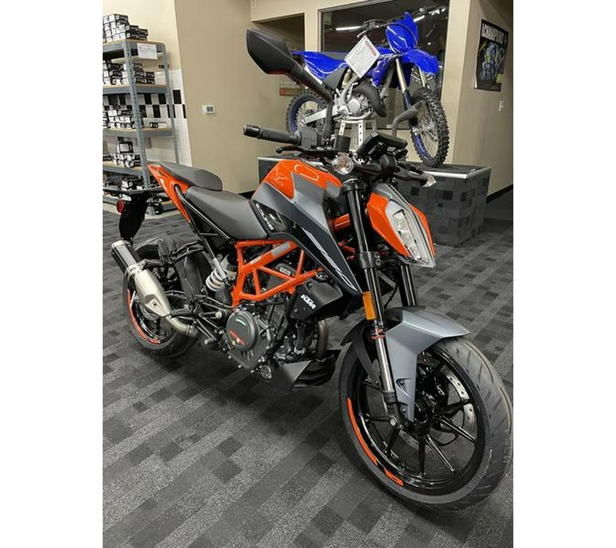 2023 KTM 390 Duke