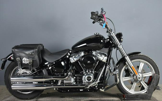2022 Harley-Davidson Softail Standard