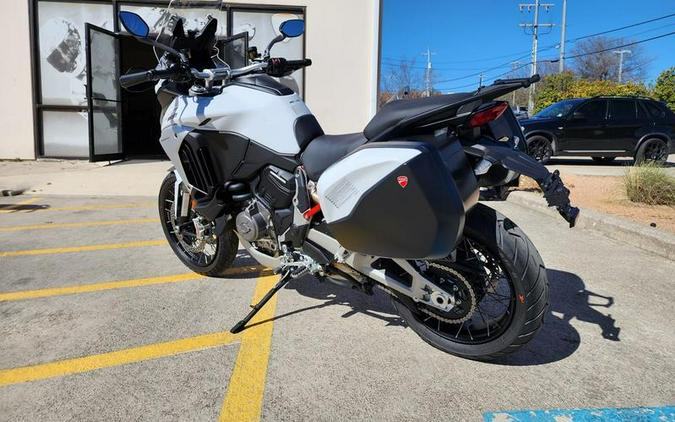 2023 Ducati Multistrada V4S Iceberg White - Spoked Wheels