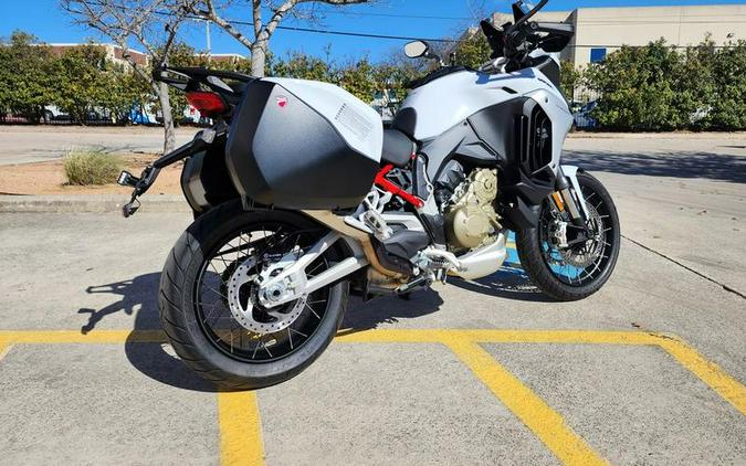 2023 Ducati Multistrada V4S Iceberg White - Spoked Wheels