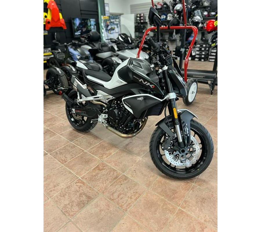 2024 CFMOTO 800NK