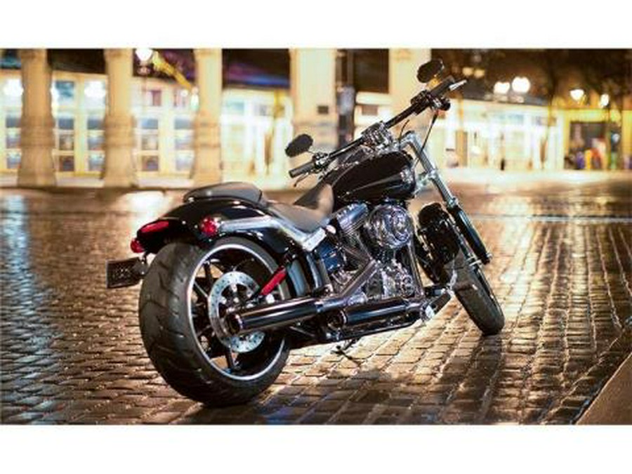 2015 Harley-Davidson Breakout®