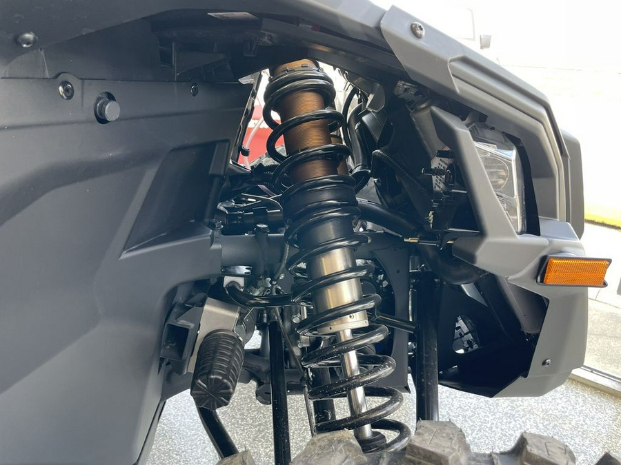 2025 Can-Am MAVERICK X3 DS TURBO FIERY RED/HYPER SILVER