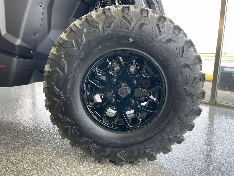 2025 Can-Am MAVERICK X3 DS TURBO FIERY RED/HYPER SILVER