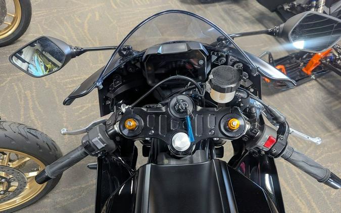 2025 Yamaha YZF-R7