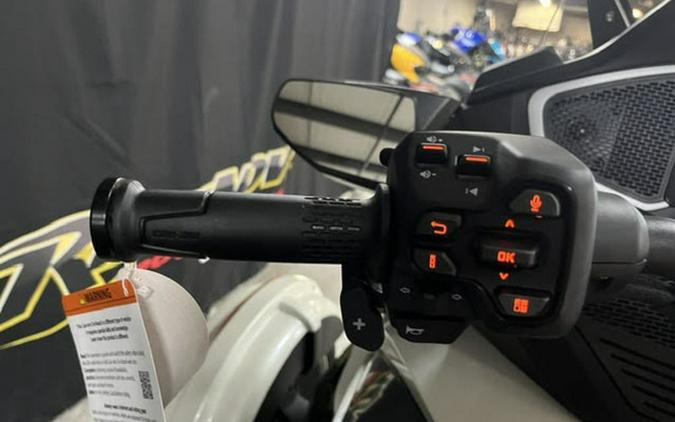 2026 Can-Am Spyder RT Limited Platine