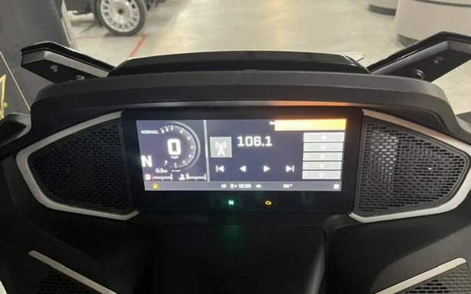 2026 Can-Am Spyder RT Limited Platine