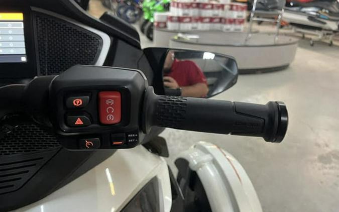 2026 Can-Am Spyder RT Limited Platine