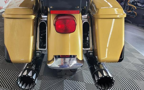 2017 HARLEY DAVIDSON ULTRA LIMITED FLHTK