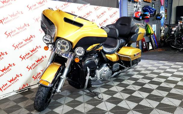 2017 HARLEY DAVIDSON ULTRA LIMITED FLHTK
