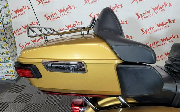 2017 HARLEY DAVIDSON ULTRA LIMITED FLHTK