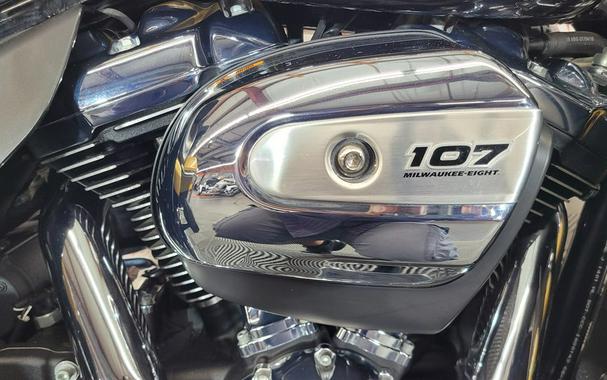 2017 HARLEY DAVIDSON ULTRA LIMITED FLHTK
