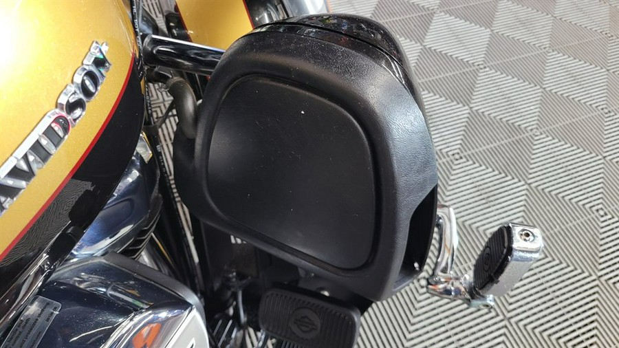 2017 HARLEY DAVIDSON ULTRA LIMITED FLHTK