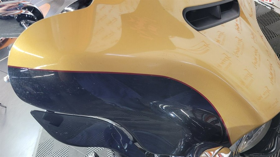 2017 HARLEY DAVIDSON ULTRA LIMITED FLHTK