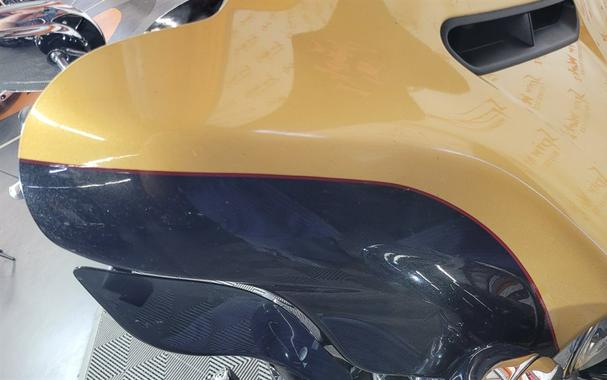 2017 HARLEY DAVIDSON ULTRA LIMITED FLHTK