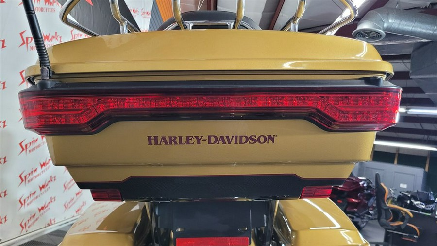 2017 HARLEY DAVIDSON ULTRA LIMITED FLHTK