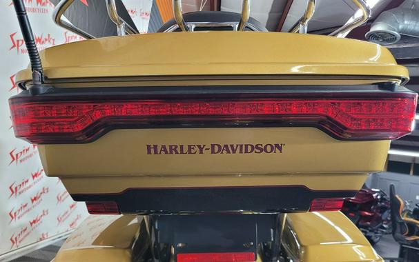 2017 HARLEY DAVIDSON ULTRA LIMITED FLHTK