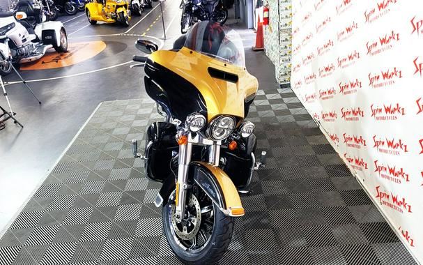 2017 HARLEY DAVIDSON ULTRA LIMITED FLHTK