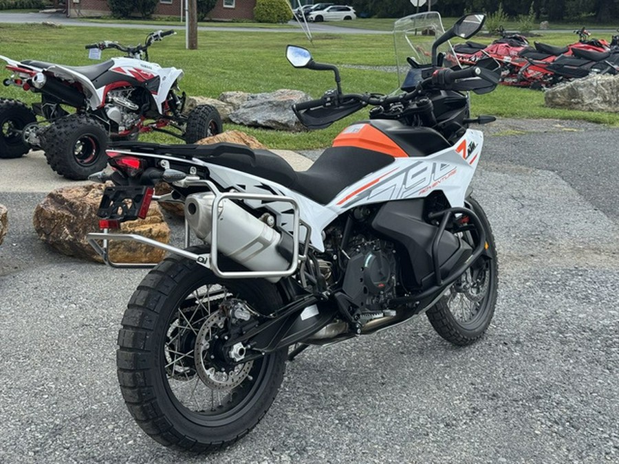 2026 KTM Adventure 390 R