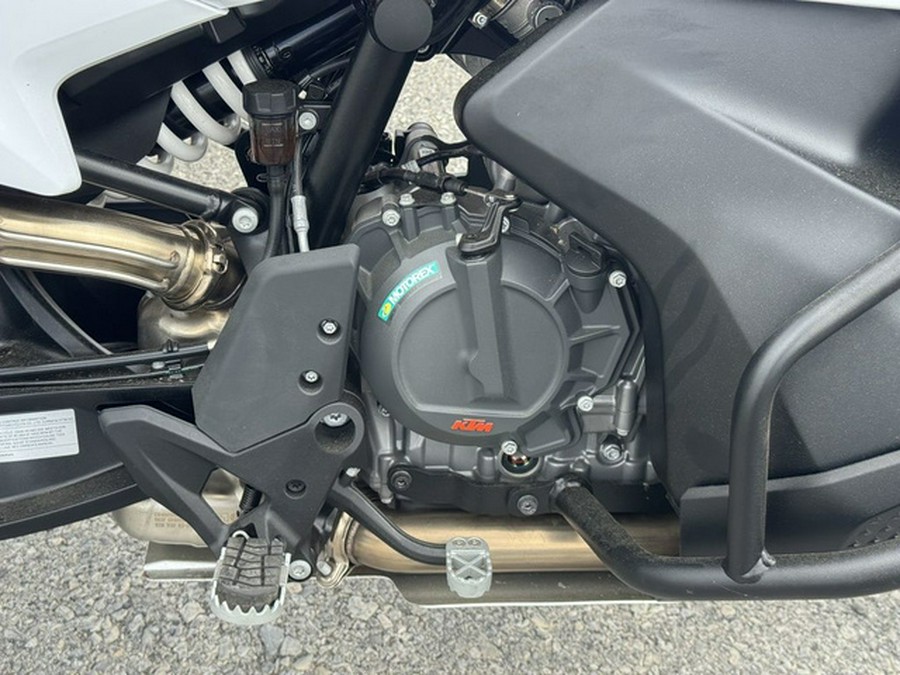 2026 KTM Adventure 390 R