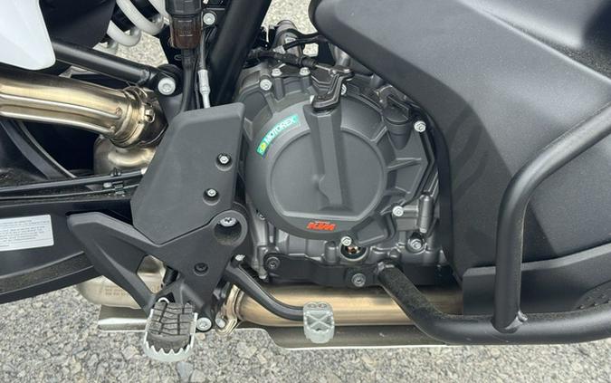 2026 KTM Adventure 390 R