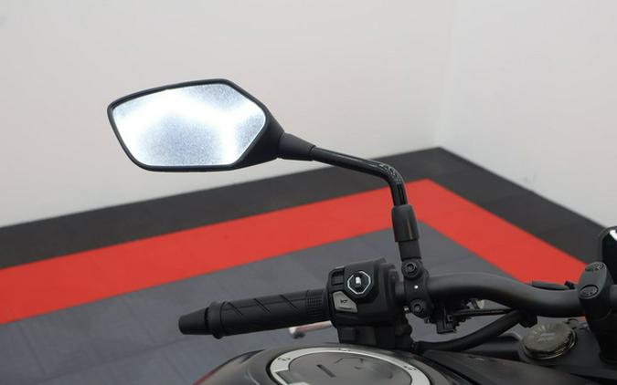 2026 Honda CB750 Hornet E-Clutch