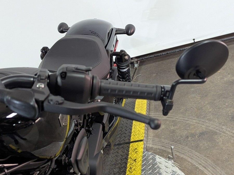 2026 Harley-Davidson® Nightster® Vivid Black Black Trim