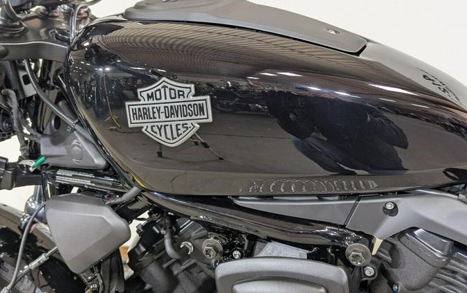 2026 Harley-Davidson® Nightster® Vivid Black Black Trim