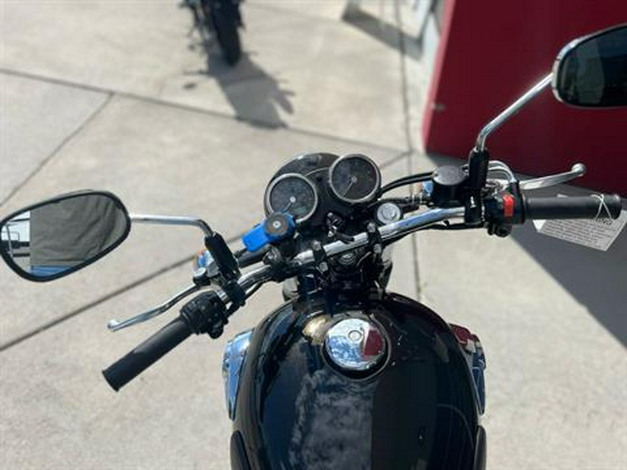 2025 Kawasaki W800 ABS