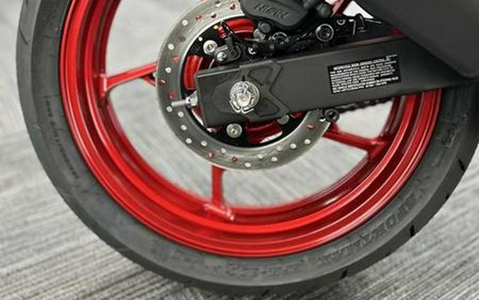 2025 Kawasaki Z500 SE ABS