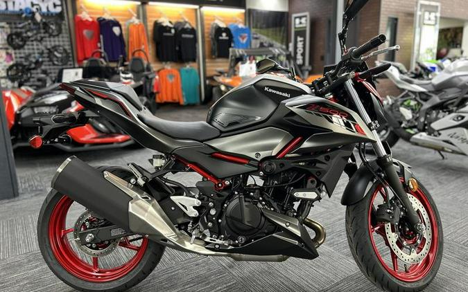 2025 Kawasaki Z500 SE ABS