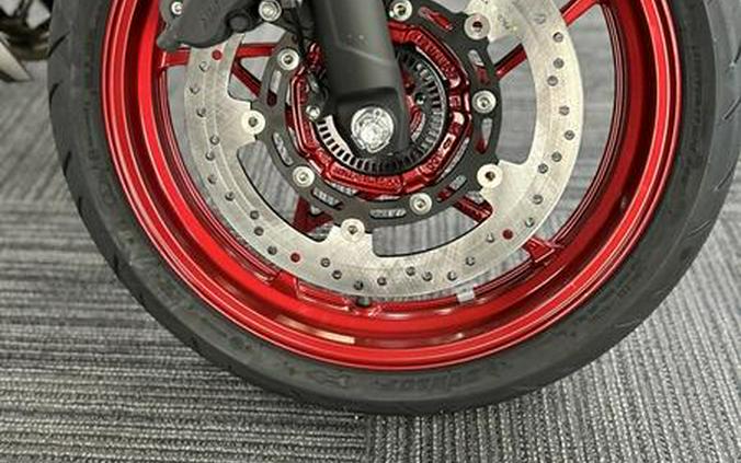 2025 Kawasaki Z500 SE ABS