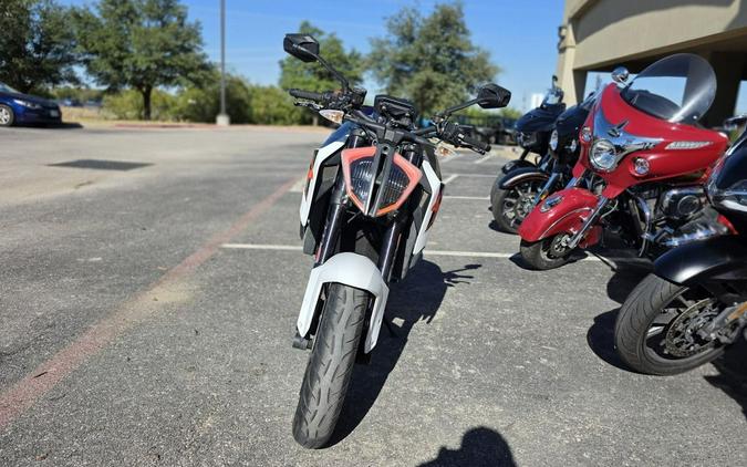 2018 KTM 1290 Super Duke R