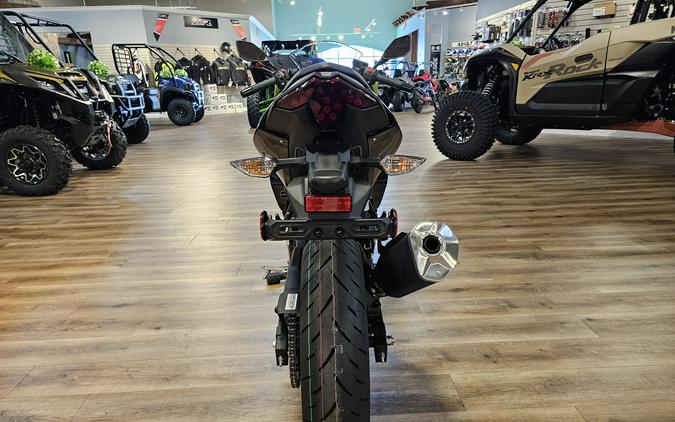 2026 Kawasaki NINJA 500 ABS Metallic Yellowish Green/Ebony - 109806