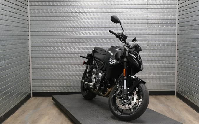 2026 SUZUKI GSX-8S