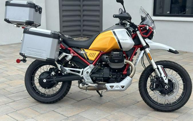 2023 Moto Guzzi V85 TT Adventure