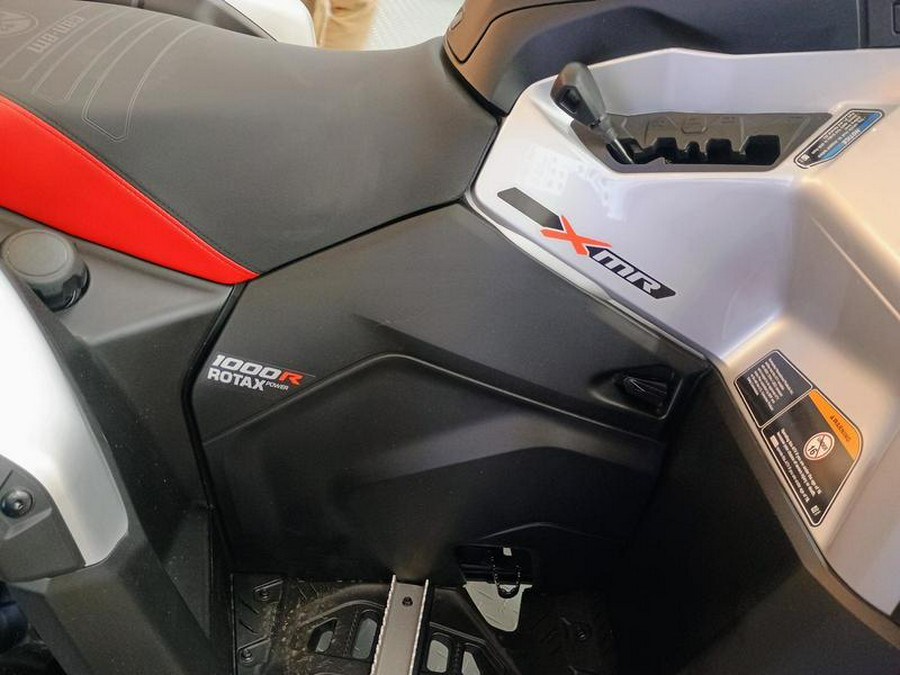2025 Can-Am® Outlander X mr 1000R Hyper Silver & Legion Red