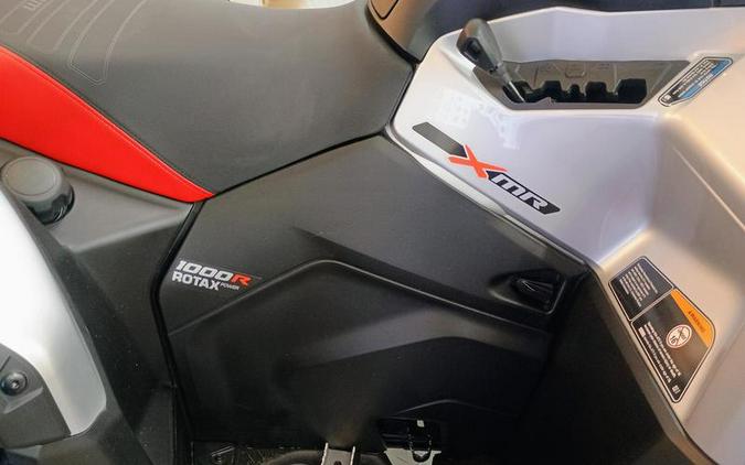 2025 Can-Am® Outlander X mr 1000R Hyper Silver & Legion Red