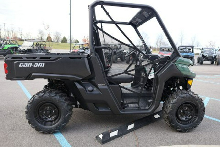 2026 Can-Am Defender HD7