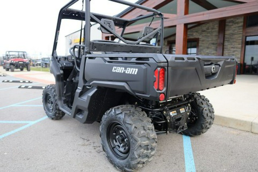 2026 Can-Am Defender HD7