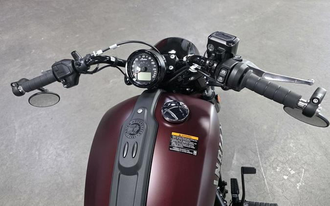 2026 Indian Scout Bobber Maroon Metallic Smoke