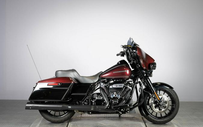 2018 Harley-Davidson Street Glide Special FLHXS