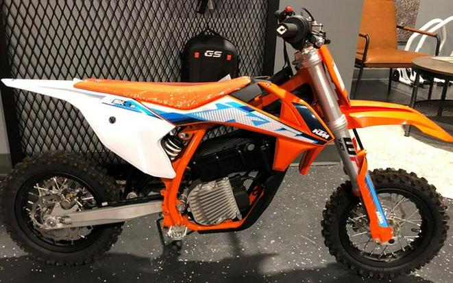 2024 KTM SX E 3