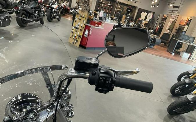 2022 Harley-Davidson® FLHCS - Heritage Classic 114